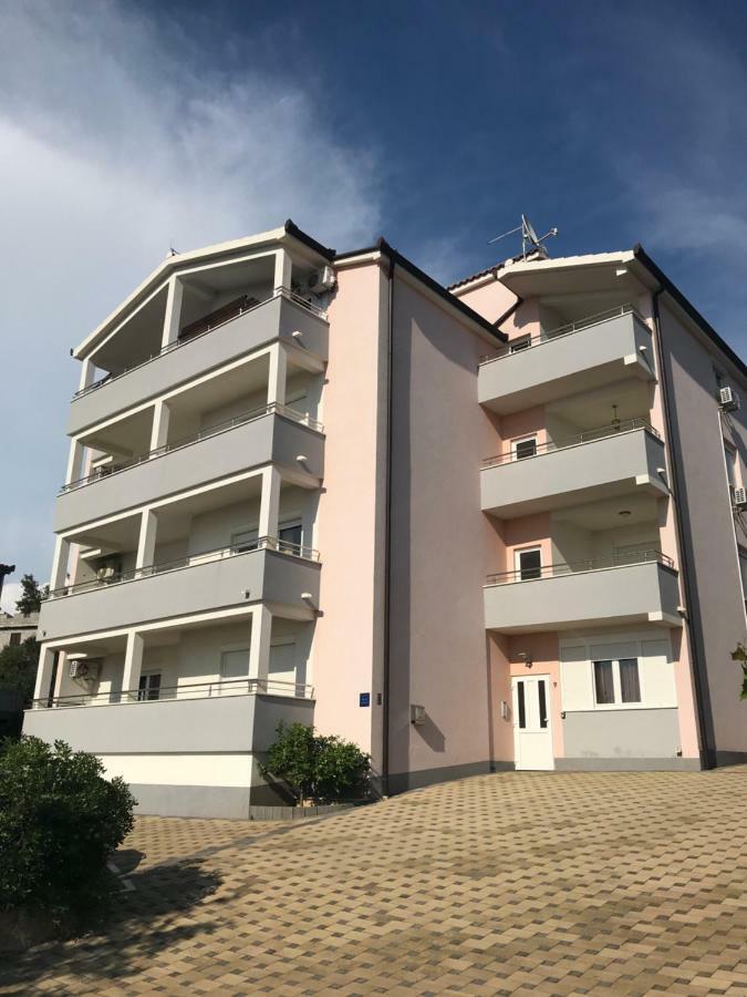 Apartments Filip 特罗吉尔 外观 照片